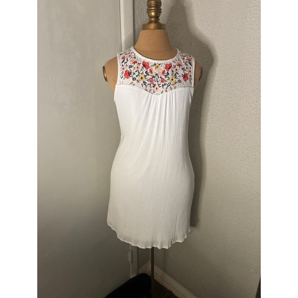 Trixxi White Embroidered Floral Lace-Up Sleeveless Dress S Boho Costal Cowgirl